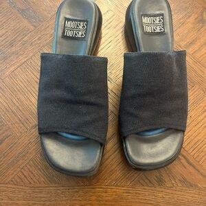 Mootsies Tootsies Y2K Black Stretch Slide Sandals Women’s Size 8